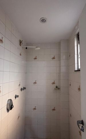 Apartamento à venda com 175m², 3 quartos e 1 vaga Apartamento à venda com 175m², 3 quartos e 1 vagaBanheiro de serviço