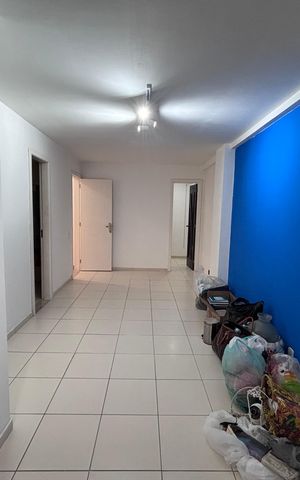 Apartamento à venda com 175m², 3 quartos e 1 vaga Apartamento à venda com 175m², 3 quartos e 1 vagaQuarto 1
