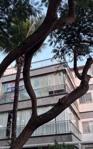 Apartamento à venda com 175m², 3 quartos e 1 vaga Apartamento à venda com 175m², 3 quartos e 1 vagaFachada