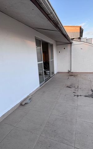 Apartamento à venda com 175m², 3 quartos e 1 vaga Apartamento à venda com 175m², 3 quartos e 1 vagaCobertura