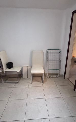 Apartamento à venda com 175m², 3 quartos e 1 vaga Apartamento à venda com 175m², 3 quartos e 1 vagaQuarto de Serviço