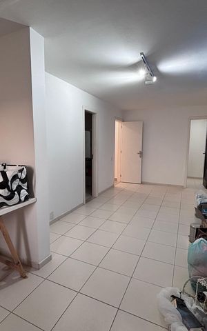 Apartamento à venda com 175m², 3 quartos e 1 vaga Apartamento à venda com 175m², 3 quartos e 1 vagaQuarto 1