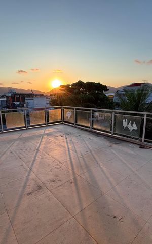 Apartamento à venda com 175m², 3 quartos e 1 vaga Apartamento à venda com 175m², 3 quartos e 1 vagaCobertura