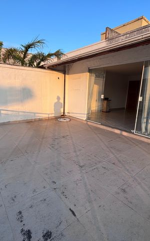 Apartamento à venda com 175m², 3 quartos e 1 vaga Apartamento à venda com 175m², 3 quartos e 1 vagaCobertura