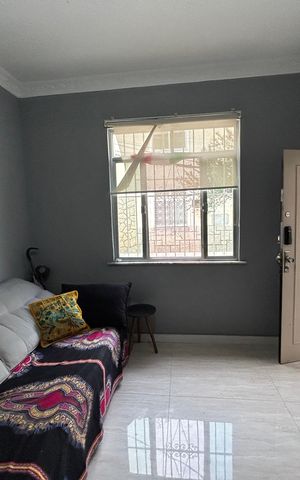 Casa de condomínio à venda com 70m², 2 quartos e sem vagaSala