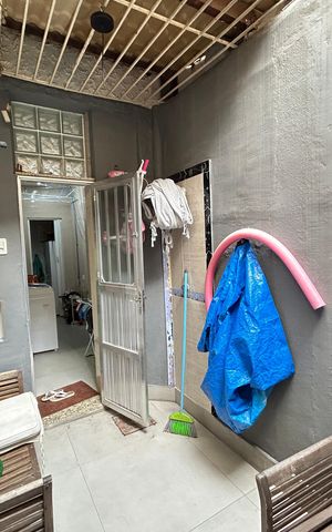 Casa de condomínio à venda com 70m², 2 quartos e sem vagaÁrea comum