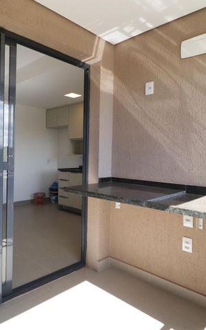 Apartamento para alugar com 67m², 2 quartos e 1 vagaSacada