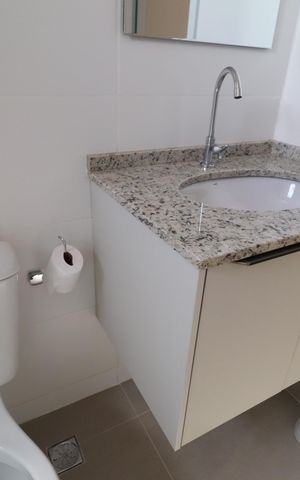 Apartamento para alugar com 67m², 2 quartos e 1 vagaBanheiro Social