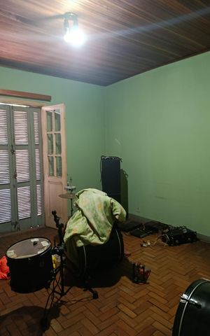Casa à venda com 375m², 3 quartos e 2 vagas Casa à venda com 375m², 3 quartos e 2 vagasQuarto