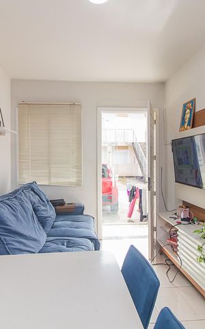 Casa de condomínio à venda com 43m², 2 quartos e 1 vagaSala