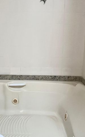 Apartamento à venda com 50m², 1 quarto e 1 vaga Apartamento à venda com 50m², 1 quarto e 1 vagaÁrea comum hidro
