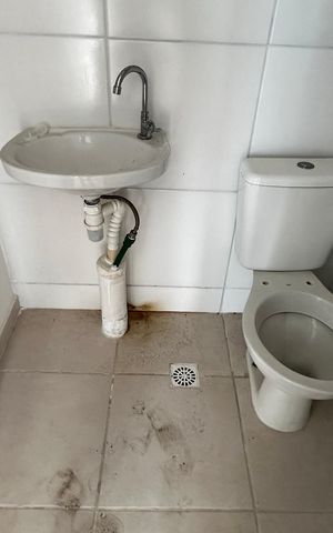 Apartamento à venda com 53m², 2 quartos e 1 vaga Apartamento à venda com 53m², 2 quartos e 1 vagaBanheiro