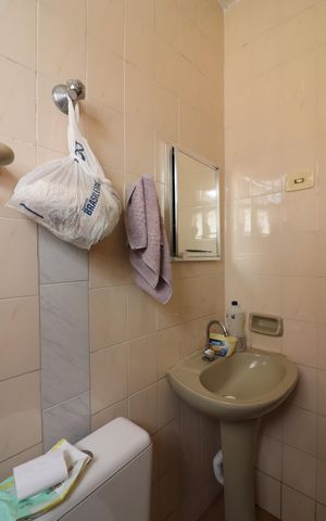 Casa à venda com 150m², 2 quartos e 1 vagaBanheiro Social