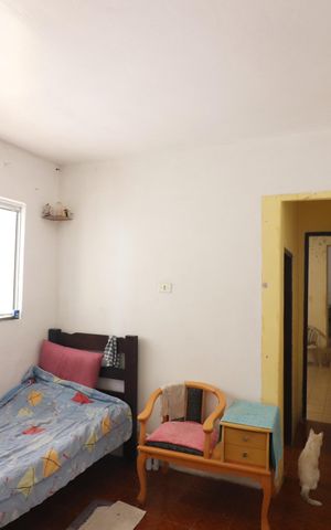 Casa à venda com 150m², 2 quartos e 1 vagaSala 