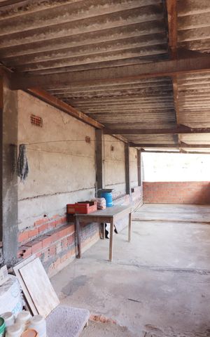 Casa à venda com 150m², 2 quartos e 1 vagaÁrea de Serviço