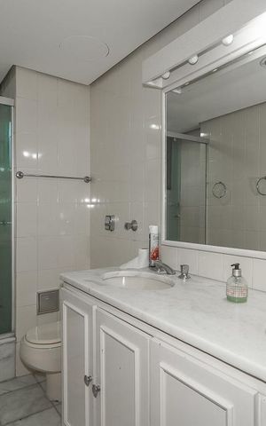 Apartamento à venda com 153m², 3 quartos e 3 vagasBanheiro Social