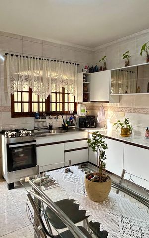 Casa à venda com 174m², 3 quartos e 4 vagasCozinha