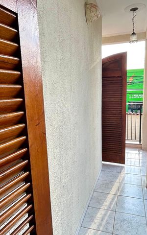Casa à venda com 174m², 3 quartos e 4 vagasSacada do Quarto 1