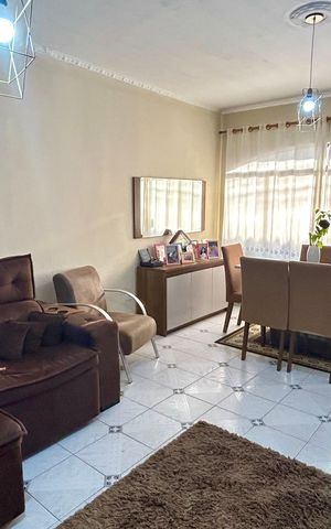 Casa à venda com 174m², 3 quartos e 4 vagasSala
