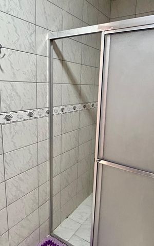 Casa à venda com 174m², 3 quartos e 4 vagasBanheiro da Suíte