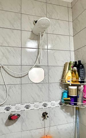 Casa à venda com 174m², 3 quartos e 4 vagasBanheiro da Suíte