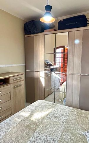 Casa à venda com 174m², 3 quartos e 4 vagasQuarto 2