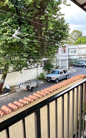 Casa à venda com 174m², 3 quartos e 4 vagasSacada do Quarto 1