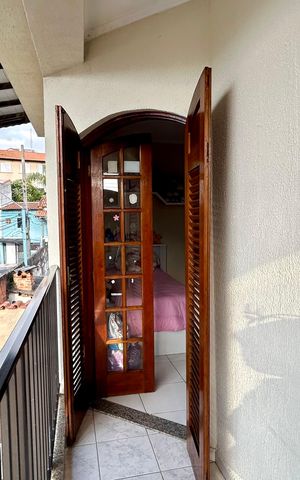 Casa à venda com 174m², 3 quartos e 4 vagasSacada do Quarto 1