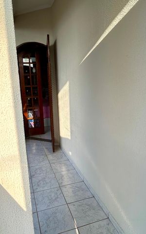 Casa à venda com 174m², 3 quartos e 4 vagasSacada do Quarto 2