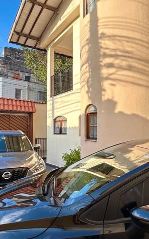 Casa à venda com 174m², 3 quartos e 4 vagasGaragem