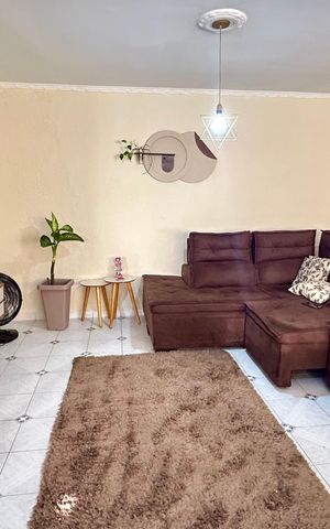 Casa à venda com 174m², 3 quartos e 4 vagasSala
