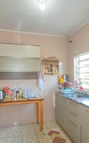 Casa à venda com 150m², 2 quartos e 2 vagas