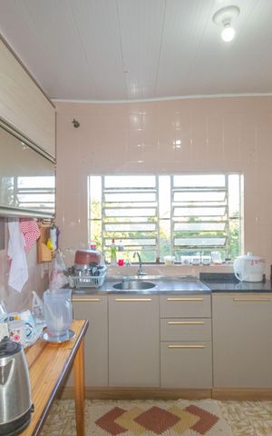 Casa à venda com 150m², 2 quartos e 2 vagas