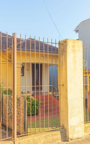 Casa à venda com 150m², 2 quartos e 2 vagas