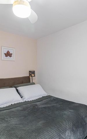 Casa à venda com 190m², 2 quartos e 3 vagas Casa à venda com 190m², 2 quartos e 3 vagasQuarto 2