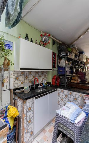 Casa à venda com 190m², 2 quartos e 3 vagas Casa à venda com 190m², 2 quartos e 3 vagasChurrasqueira