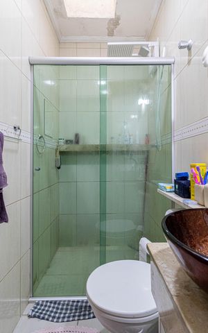Casa à venda com 190m², 2 quartos e 3 vagas Casa à venda com 190m², 2 quartos e 3 vagasBanheiro