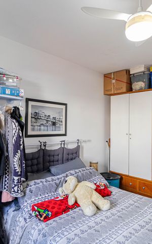 Casa à venda com 190m², 2 quartos e 3 vagas Casa à venda com 190m², 2 quartos e 3 vagasQuarto 1