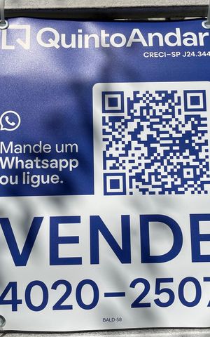 Casa à venda com 190m², 2 quartos e 3 vagas Casa à venda com 190m², 2 quartos e 3 vagasPlaca