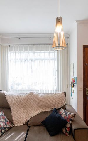 Casa à venda com 190m², 2 quartos e 3 vagas Casa à venda com 190m², 2 quartos e 3 vagasSala