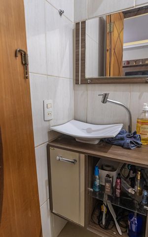Casa à venda com 90m², 3 quartos e 2 vagasLavabo