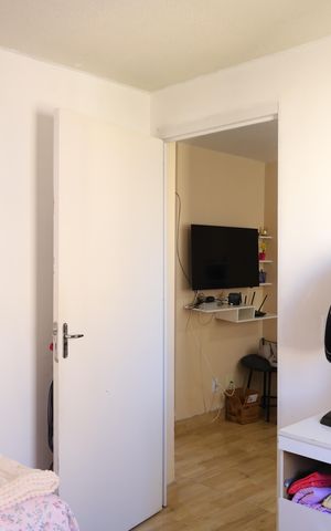 Apartamento à venda com 45m², 2 quartos e 1 vagaQuarto 2