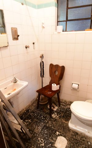 Casa para alugar com 1500m², 3 quartos e 4 vagasBanheiro de serviço