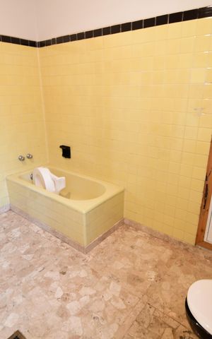 Casa para alugar com 1500m², 3 quartos e 4 vagasBanheiro Social 1