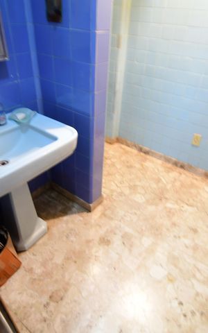 Casa para alugar com 1500m², 3 quartos e 4 vagasBanheiro Social 2