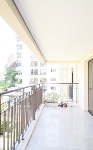 Apartamento à venda com 194m², 3 quartos e 3 vagasVaranda da Sala