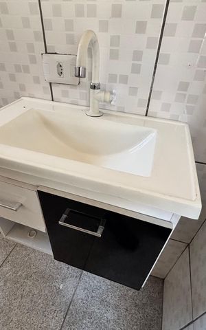 Casa para alugar com 55m², 1 quarto e sem vaga Casa para alugar com 55m², 1 quarto e sem vagaBanheiro