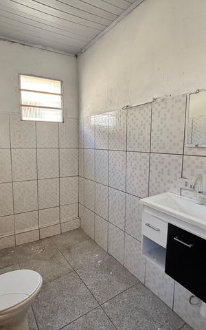 Casa para alugar com 55m², 1 quarto e sem vaga Casa para alugar com 55m², 1 quarto e sem vagaBanheiro