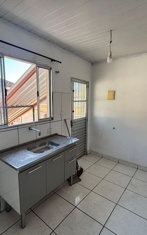 Casa para alugar com 55m², 1 quarto e sem vaga Casa para alugar com 55m², 1 quarto e sem vagaCozinha