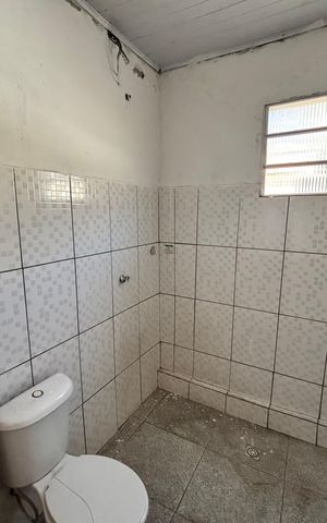 Casa para alugar com 55m², 1 quarto e sem vaga Casa para alugar com 55m², 1 quarto e sem vagaBanheiro